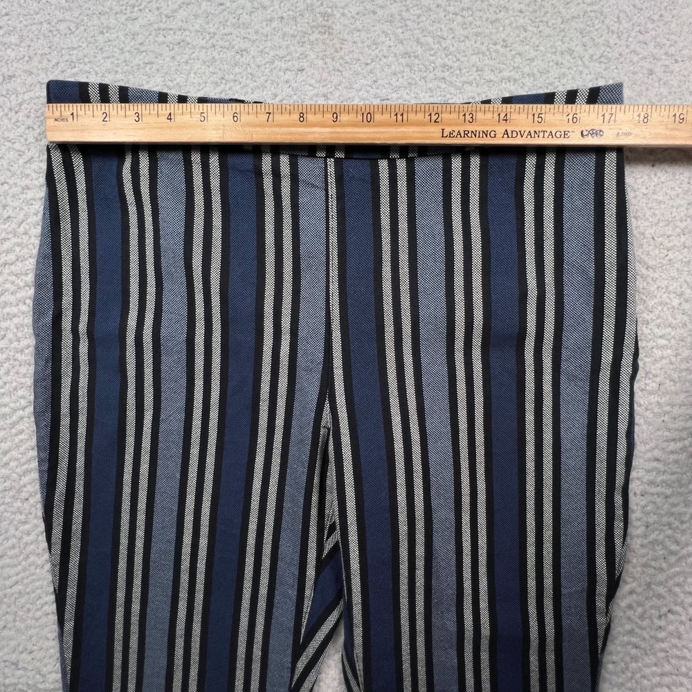 Free People Navy and Light Gray Striped Cropped Pants Linen Blend - Picture 4 of 9